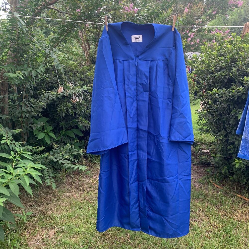 Jostens Blue Graduation Gown – Size 5’7”–5’9”